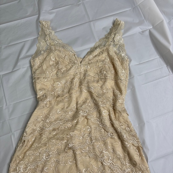 Vintage Beaded Cream Lace Dress - Picture 9 of 12